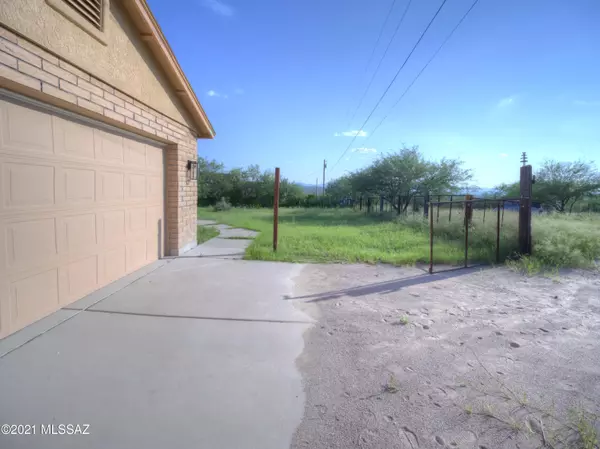 Rio Rico, AZ 85648,982 Circulo Tumbleweed