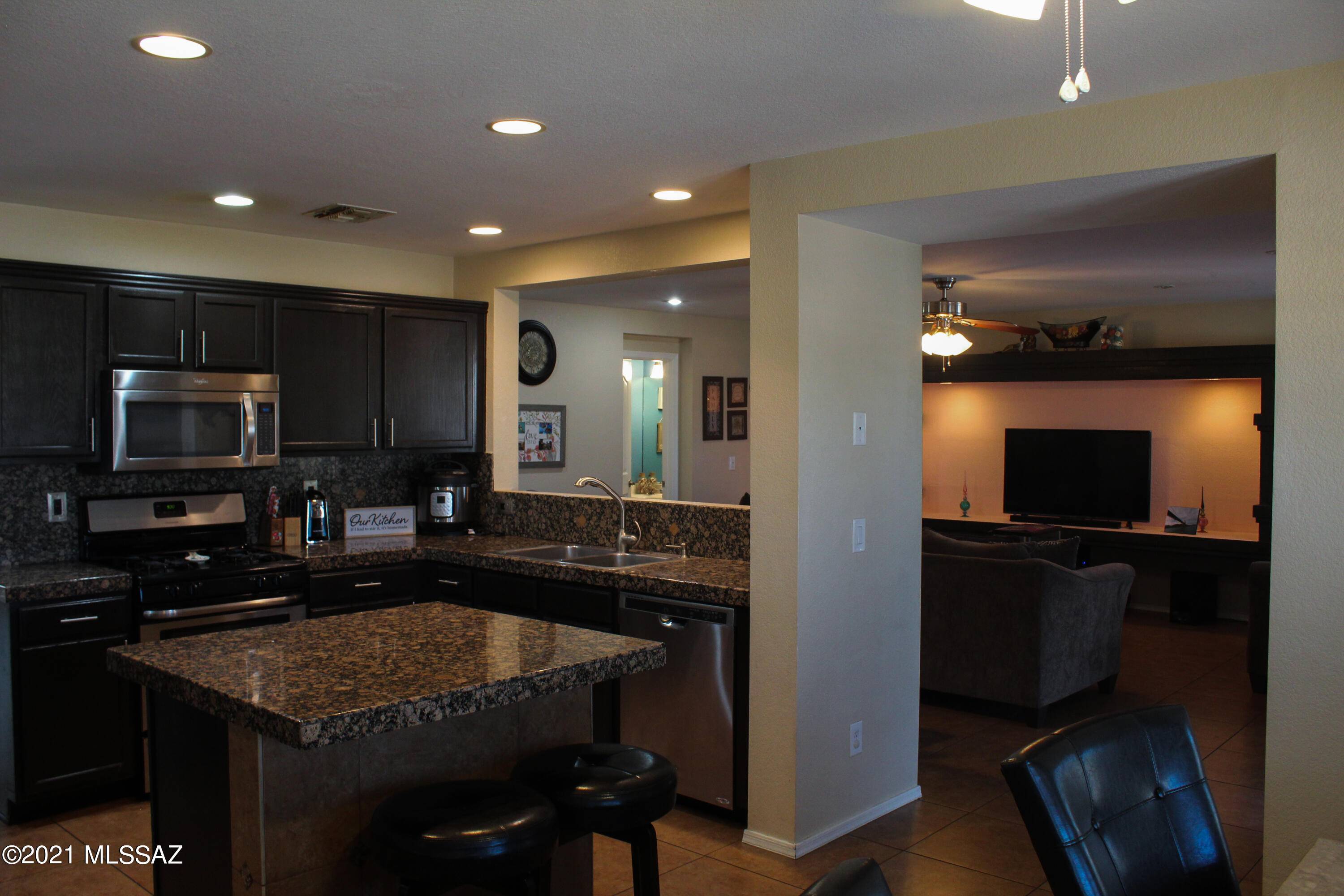 Tucson, AZ 85746,1924 W Bagley Way