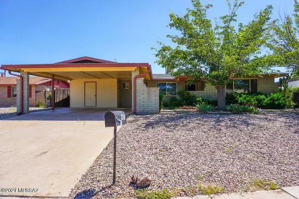 927 Pico Court, Sierra Vista, AZ 85635