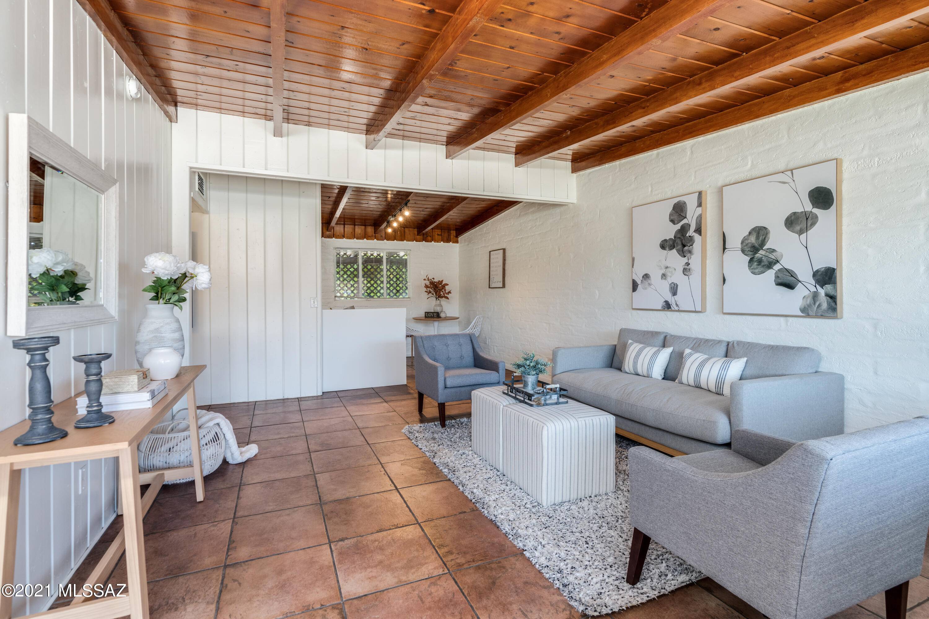 Tucson, AZ 85712,5511 E Helen Street
