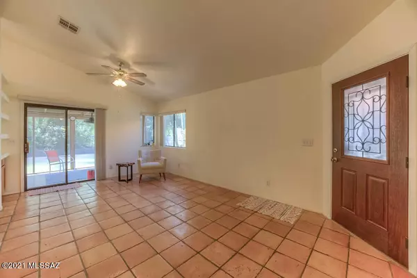 Tucson, AZ 85742,4763 W Lessing Lane