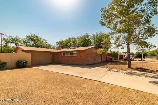 2432 N Jordan Drive, Tucson, AZ 85745