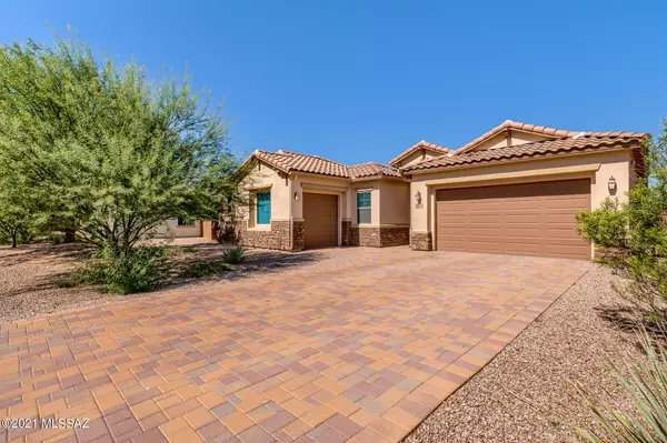 2471 N Wychwood Court, Tucson, AZ 85749