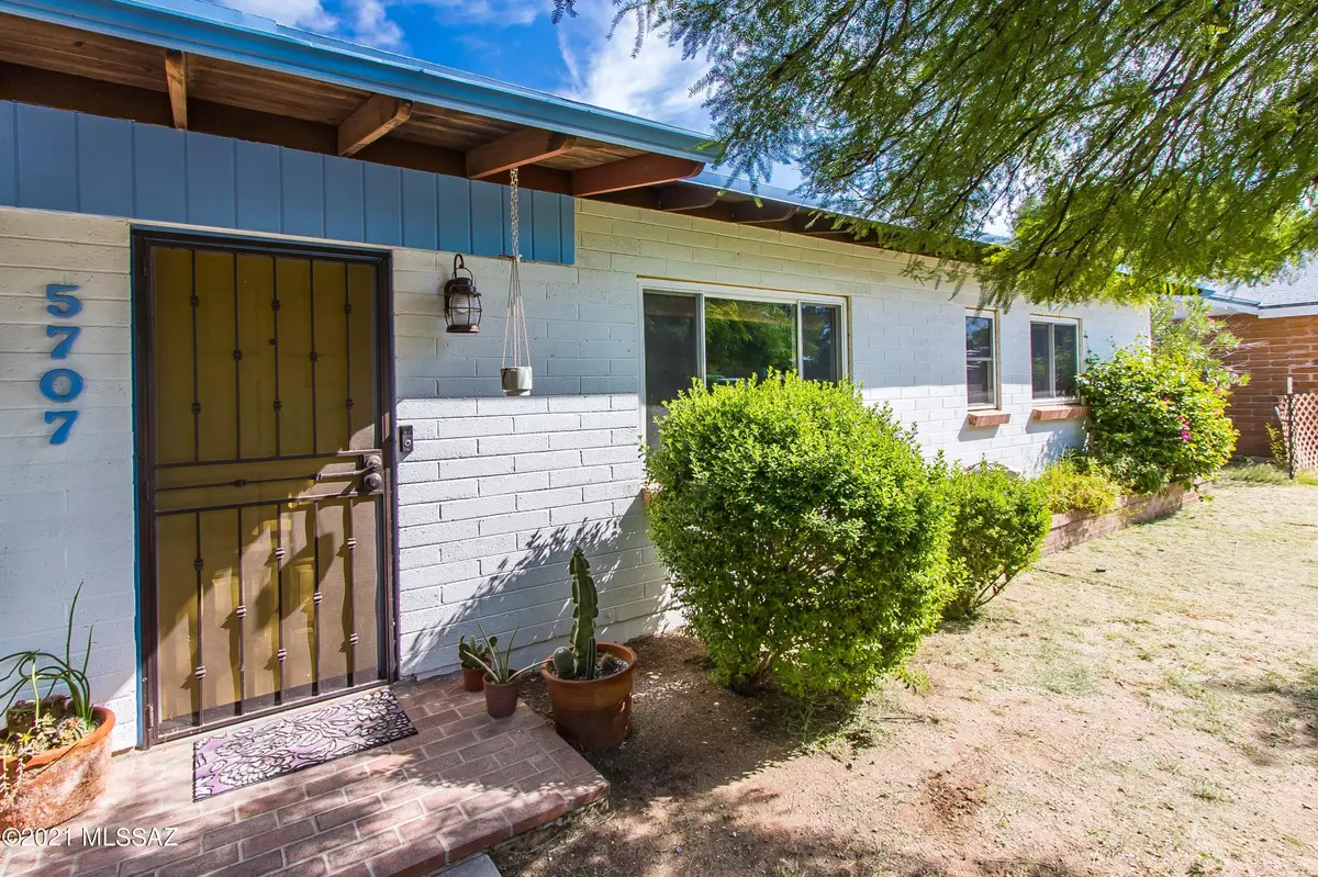 Tucson, AZ 85711,5707 E Rosewood Street