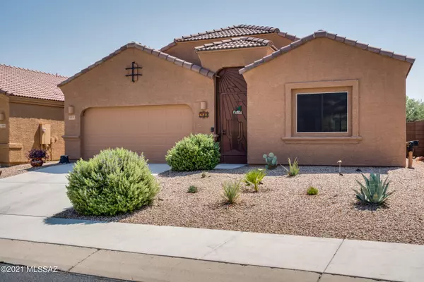 200 E Calle Trona, Green Valley, AZ 85614