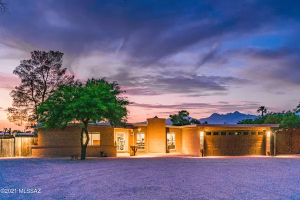 1630 S Andorra Place, Tucson, AZ 85748