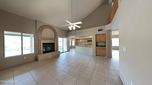 Oro Valley, AZ 85737,1950 W Desert Highlands Drive