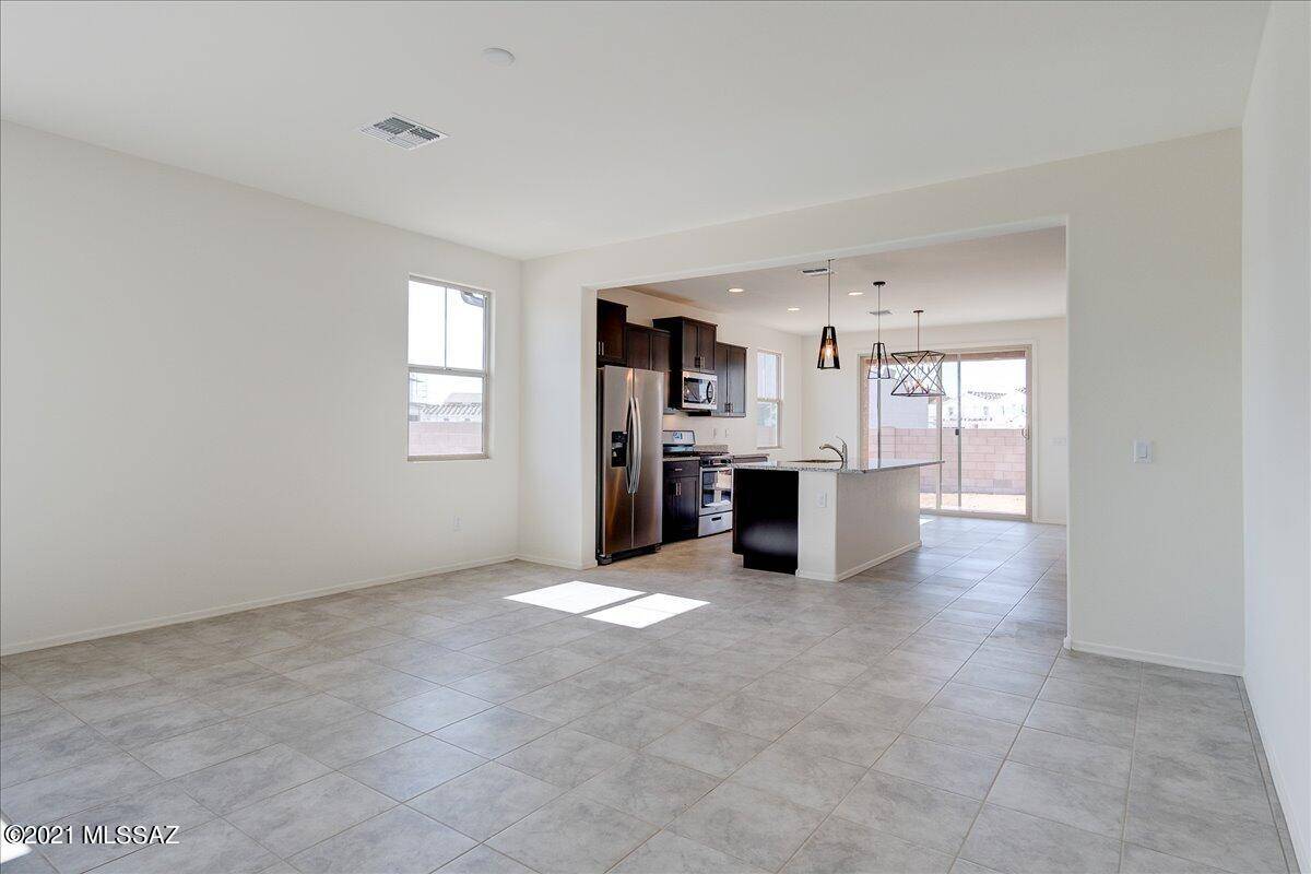 Tucson, AZ 85756,6388 E Calle Hora Cero