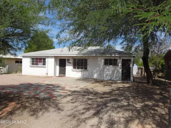 2243 E Beverly Drive, Tucson, AZ 85719