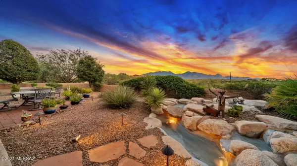 2255 S Buried Rock Place, Green Valley, AZ 85614