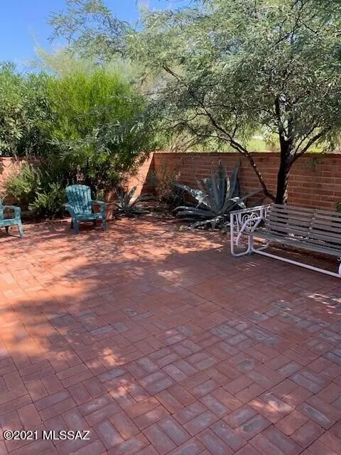 1621 N Camilla Boulevard, Tucson, AZ 85716