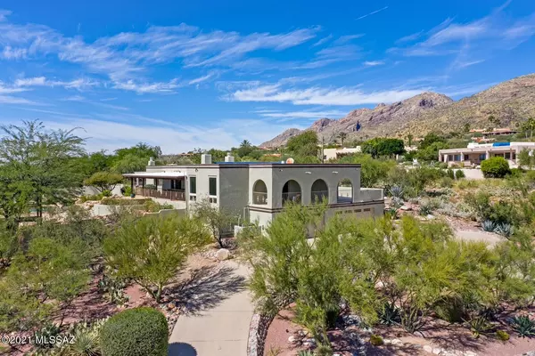 7109 N Cathedral Rock Place, Tucson, AZ 85718