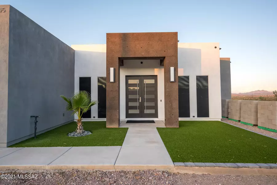 1085 Circulo Montosa, Rio Rico, AZ 85648