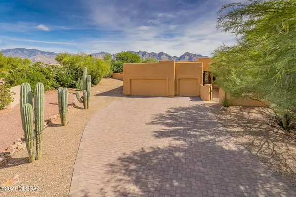 12032 N Tall Grass Drive, Oro Valley, AZ 85755