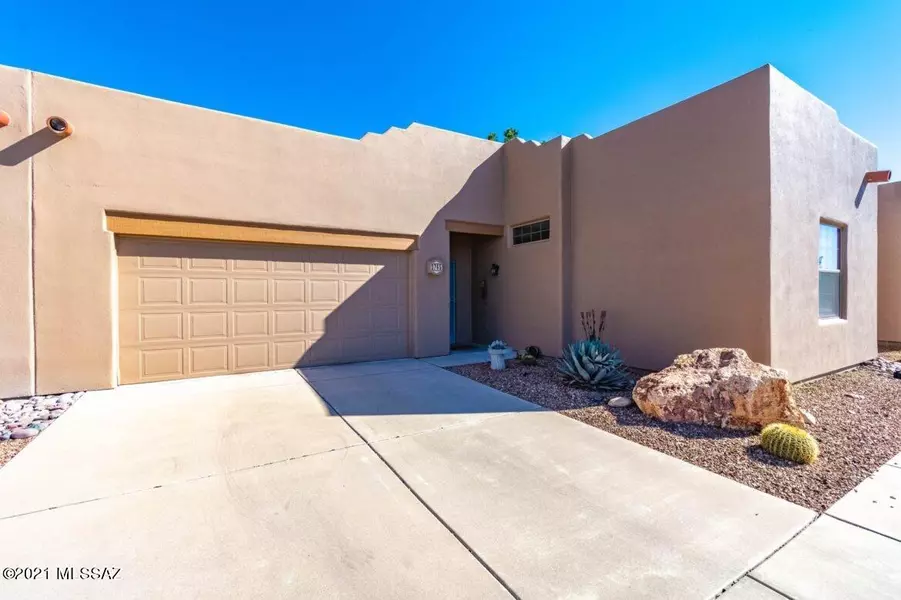 3765 S Avenida De Encino, Green Valley, AZ 85614