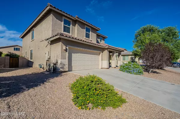 10465 S Cutting Horse Drive, Vail, AZ 85641