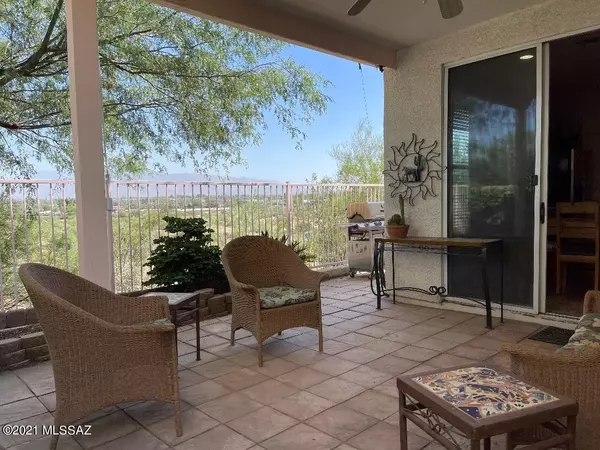 1053 S Pantano Overlook Drive, Tucson, AZ 85710