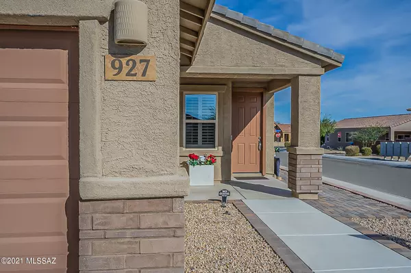 Sahuarita, AZ 85629,927 E Prairie Field Lane