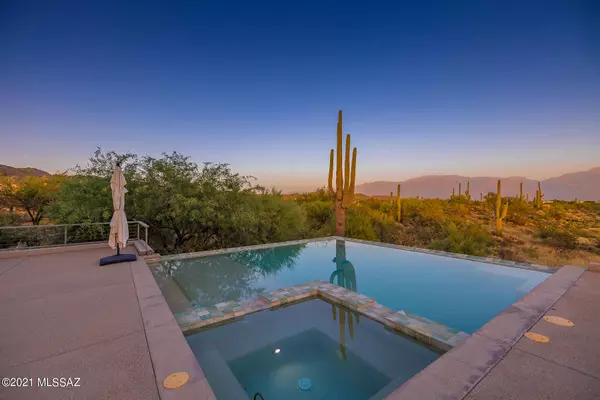 Oro Valley, AZ 85755,1055 W Tortolita Mountain Circle