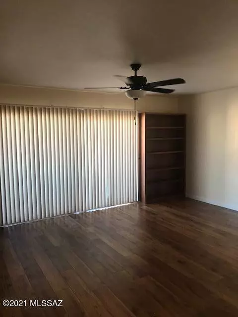 Tucson, AZ 85718,5773 N Camino Del Sol