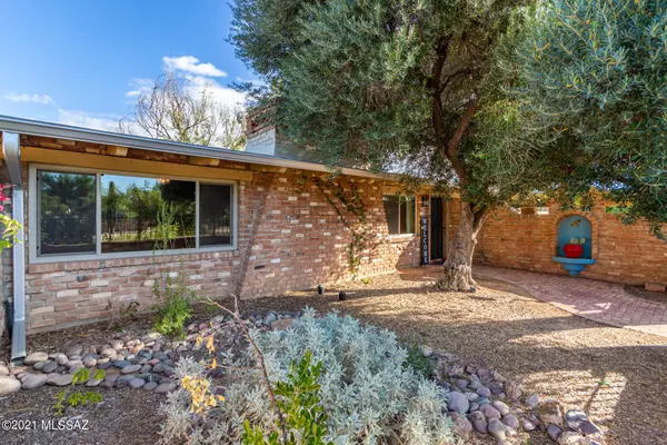 1301 E Lind Road, Tucson, AZ 85719