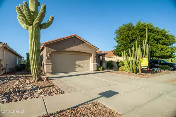 8050 W Wandering Spring Way, Tucson, AZ 85743