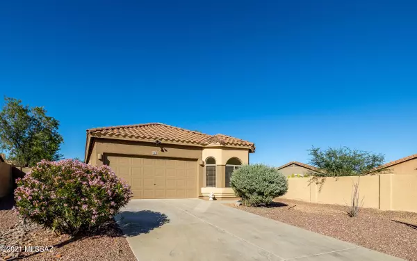 Sahuarita, AZ 85629,425 E Camino Rancho Cielo