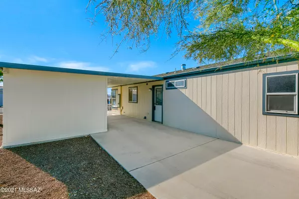 Tucson, AZ 85735,7688 W Silver Nugget Street