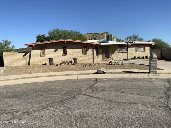 2530 W Calle Genova, Tucson, AZ 85745