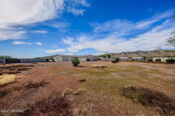 Casa Grande, AZ 85193,10726 W Paradise Lane