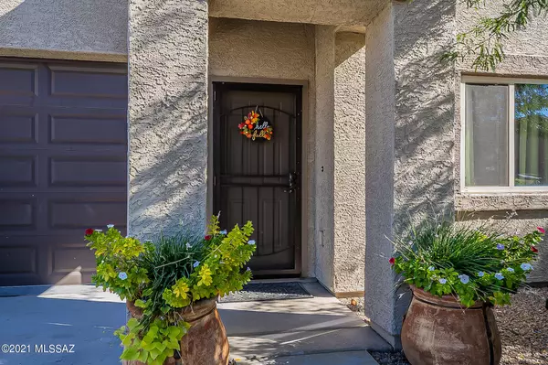 Corona De Tucson, AZ 85641,290 W William Carey Street