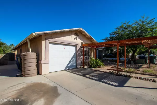 2351 E 18Th Street, Tucson, AZ 85719