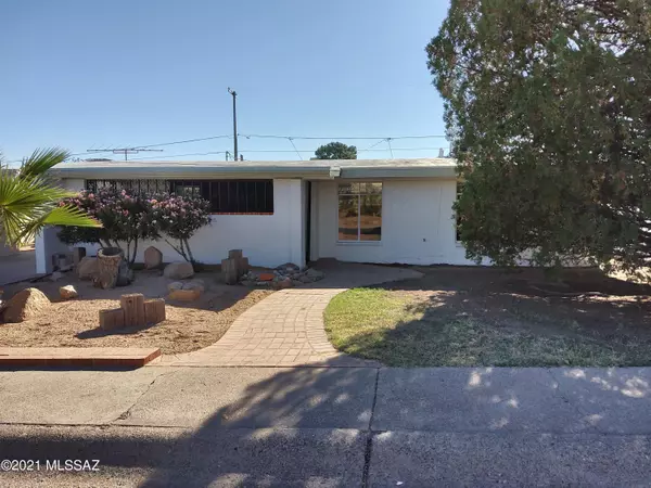 607 W 6th Avenue, San Manuel, AZ 85631