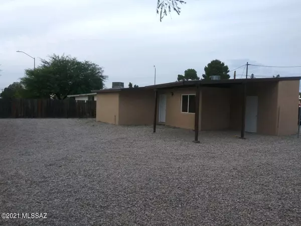 4209 E Valentine Street, Tucson, AZ 85711