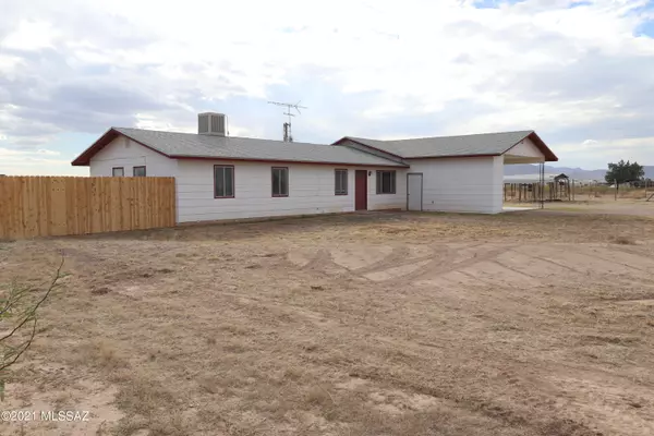 Willcox, AZ 85643,3221 W Saguaro Road