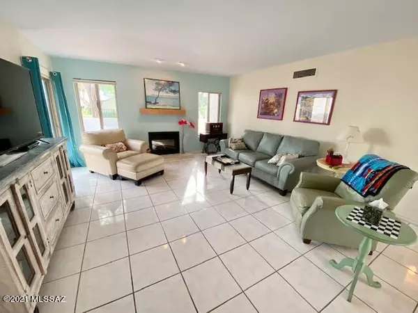 Tucson, AZ 85718,4520 E La Estancia