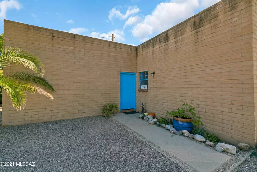 3442 E Pima Street, Tucson, AZ 85716