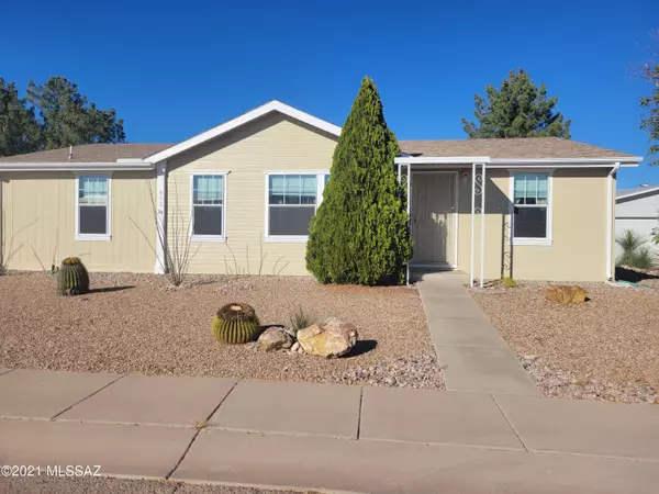 652 W Coachline Lane, Benson, AZ 85602