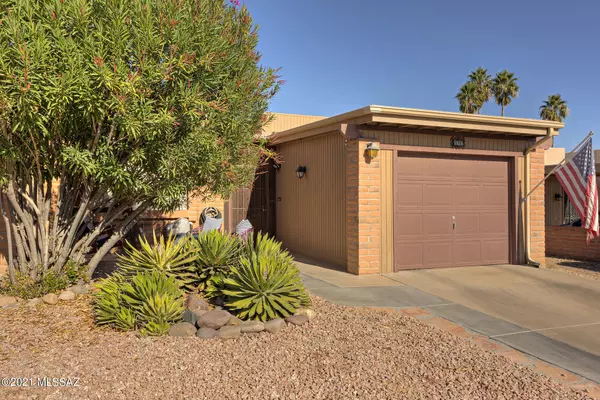 1528 Via Del Jarrito, Green Valley, AZ 85622