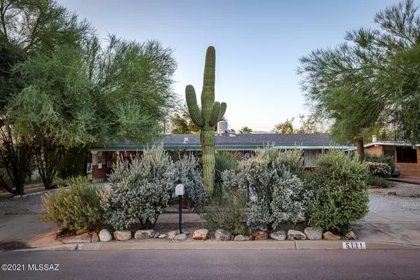 5111 E Rosewood Street, Tucson, AZ 85711