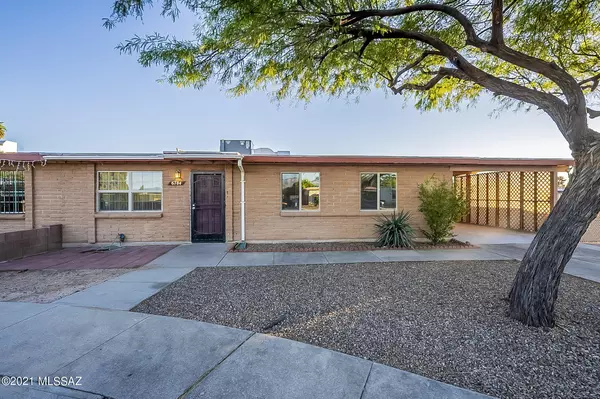 6784 E Hawk Drive, Tucson, AZ 85730