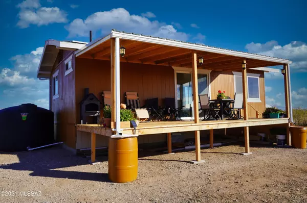 Cochise, AZ 85606,134 E Apache Way