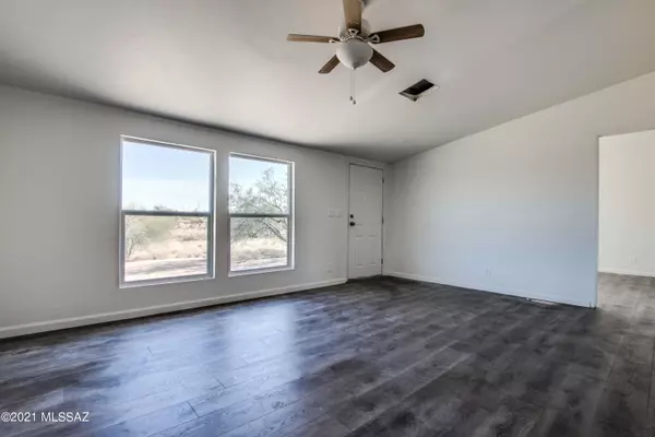 11410 S Cherokee Lane, Tucson, AZ 85736