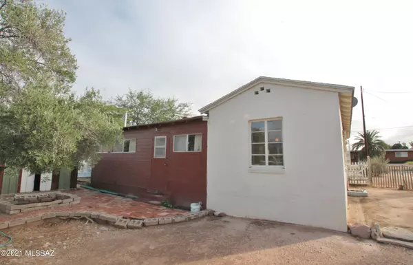 Tucson, AZ 85716,3219 E Camden Street