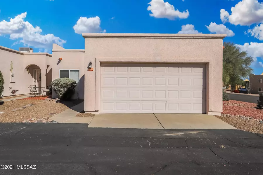 1697 N Rio Yaqui, Green Valley, AZ 85614