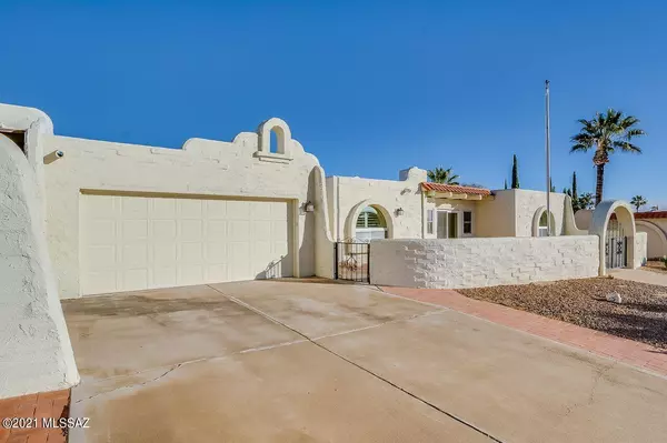 950 W Circulo Napa, Green Valley, AZ 85614