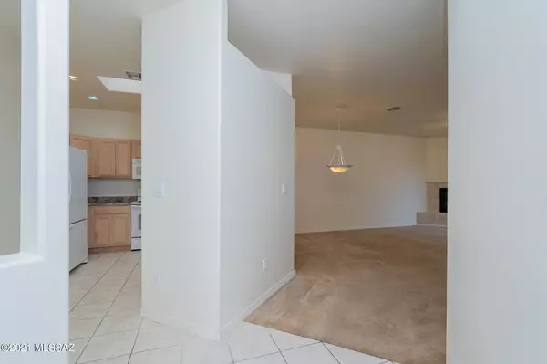 Green Valley, AZ 85614,449 W Elkhorn Court