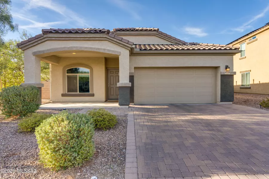 8990 W Cloudwood Drive, Marana, AZ 85653