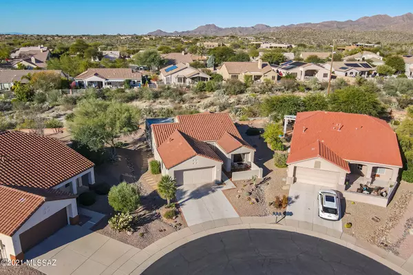 879 E Willow Bend Place, Oro Valley, AZ 85755