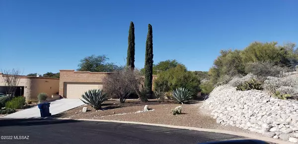 4989 N Territory Avenue, Tucson, AZ 85750